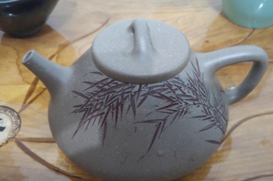 沖泡肉桂用紫砂壺還是蓋碗，武夷巖茶肉桂可以用紫砂壺沖泡嗎？