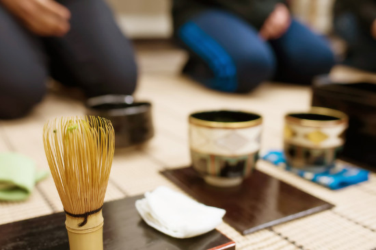 女人喝茶要行扣茶禮嗎，叩茶禮女士能用嗎？