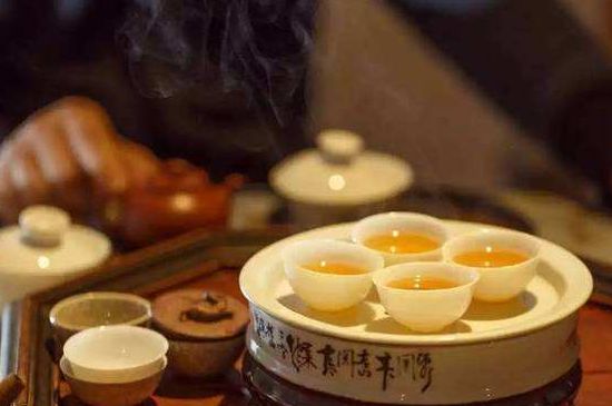 茶的三個禮儀，茶的禮儀小知識