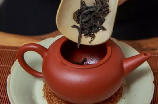 什么泥料的紫砂壺沖泡肉桂，武夷巖茶肉桂用哪種紫砂壺好？