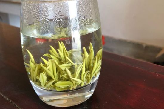 安吉白茶夏天怎么保存，安吉白茶能冷凍儲(chǔ)存嗎？