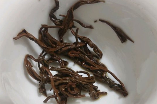 茶葉過期5年了但沒開封，茶葉放久了能喝嗎