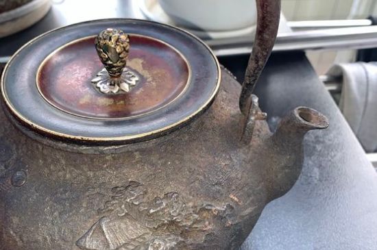 國(guó)產(chǎn)鐵壺危害，便宜鐵壺有毒嗎