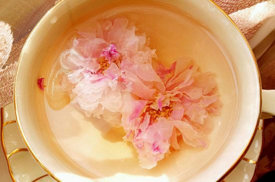 玫瑰花茶的功效與作用，堅持喝一個月玫瑰花茶會怎樣？