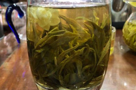 茉莉龍珠泡開(kāi)后為什么都是梗，茉莉龍珠泡開(kāi)后什么樣？