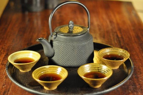 鐵壺生銹了怎么處理，如何防止鐵壺生銹