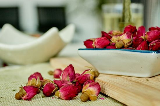 干玫瑰花泡水放幾顆，玫瑰花泡水一次放幾朵？