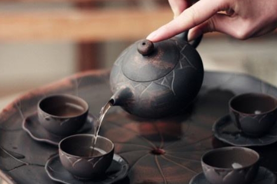 坭興陶主要泡什么茶，廣西坭興陶壺適合泡哪些茶？