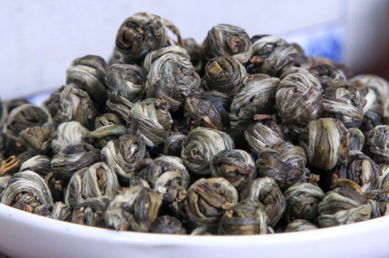 茉莉龍珠一次泡幾顆，茉莉龍珠一一杯放幾顆