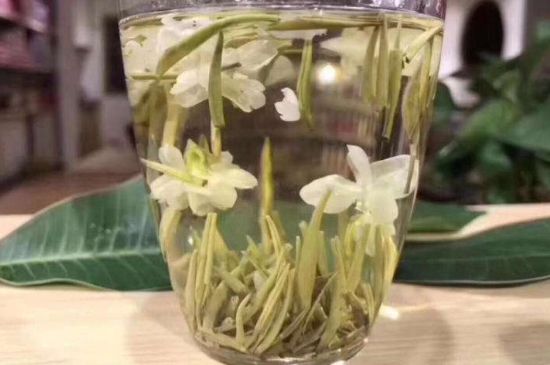 茉莉銀針屬于什么茶，茉莉銀針適合什么人喝？