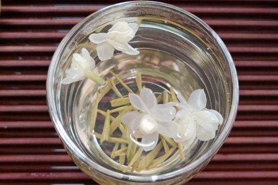 茉莉泡水禁忌，喝茉莉茶葉有什么禁忌
