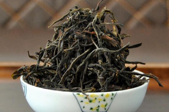 蜜蘭香和鴨屎香區(qū)別，鳳凰單樅鴨屎香vs蜜蘭香圖片對比