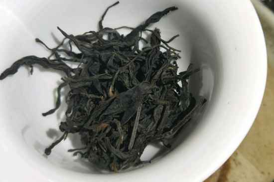 正山小種適合女人喝嗎，女人經(jīng)常喝正山小種茶好嗎