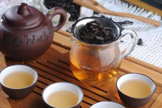 母樹大紅袍給誰喝了，為什么母樹大紅袍叫三棵六株？