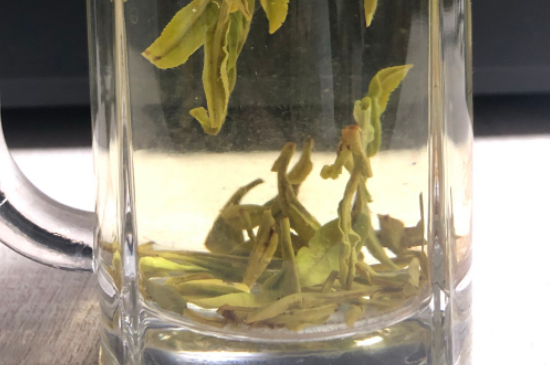 西湖龍井茶頭采和二采區(qū)別，明前龍井一采和二采什么味道？