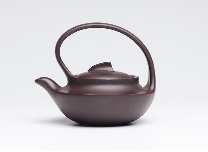 提梁精美紫砂壺，創(chuàng)意手工紫砂壺